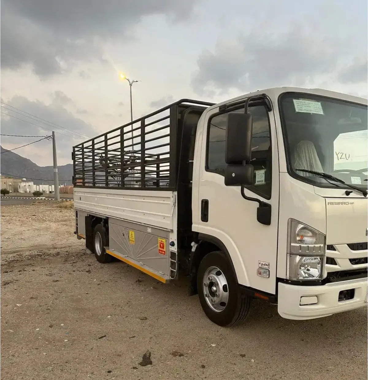 طش اثاث قديم تالف بالرياض 0508857593