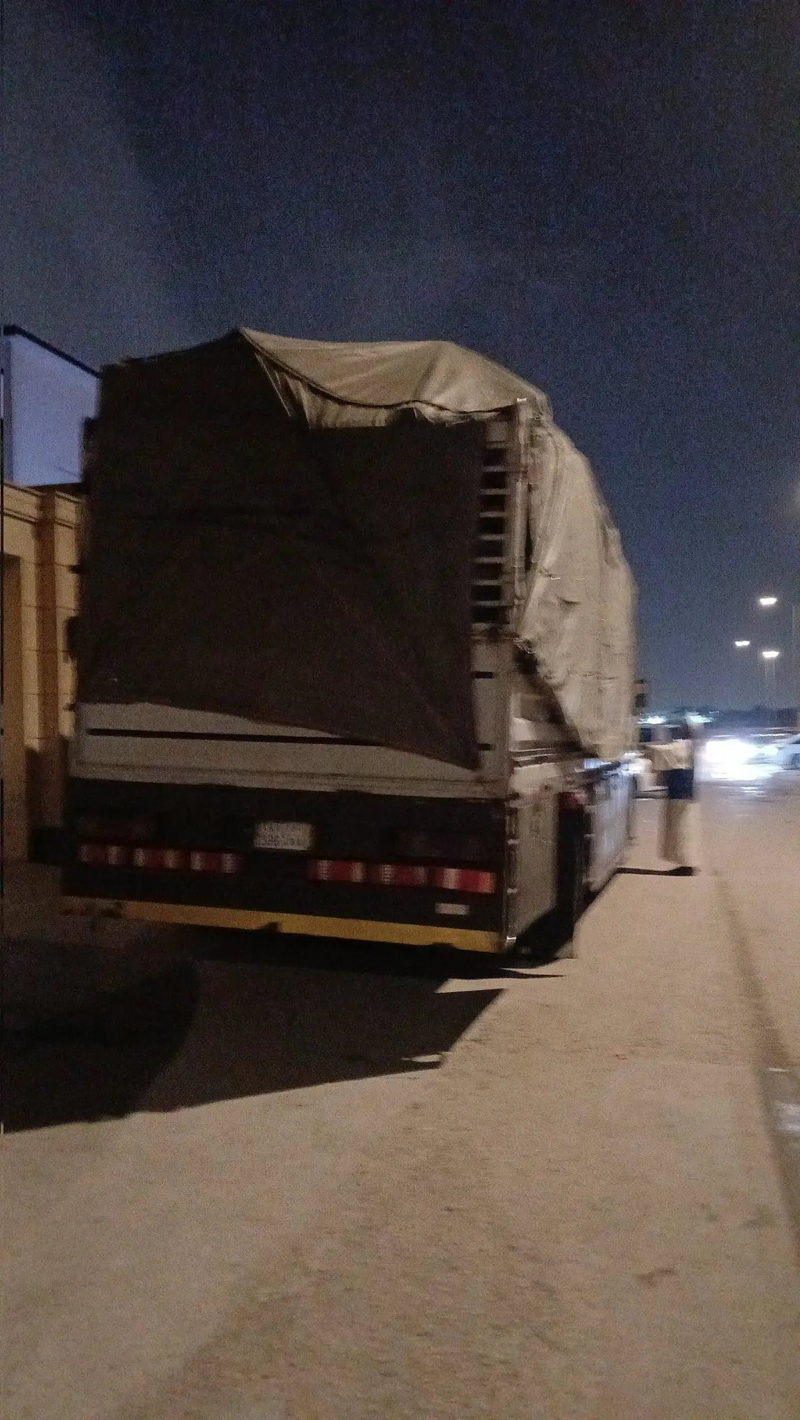 طش اثاث قديم تالف بالرياض 0508857593