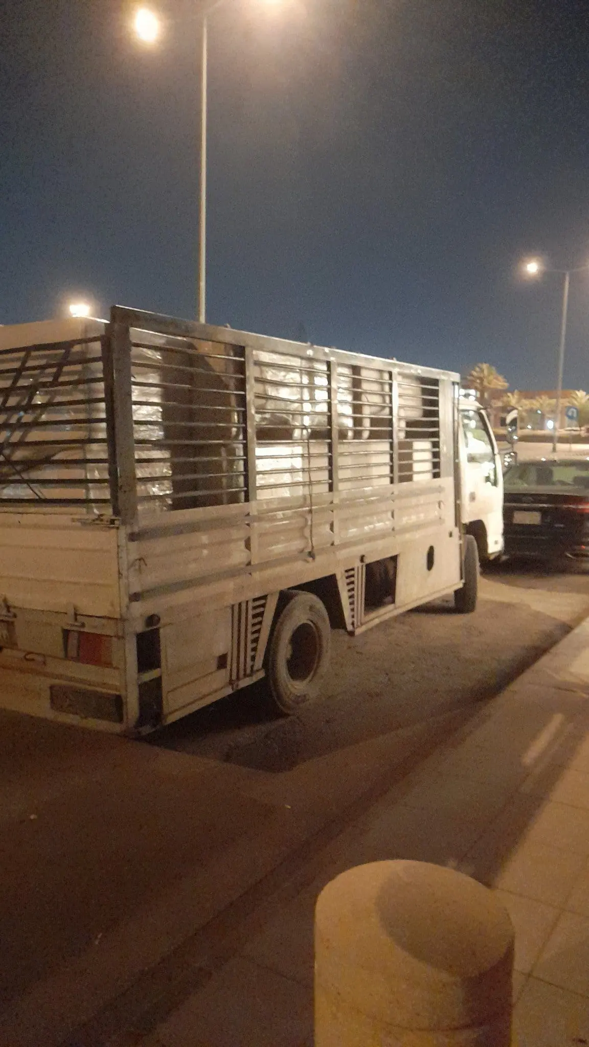 لوري نقل عفش بالرياض دخل الرياض وخارج الرياض 0508857593