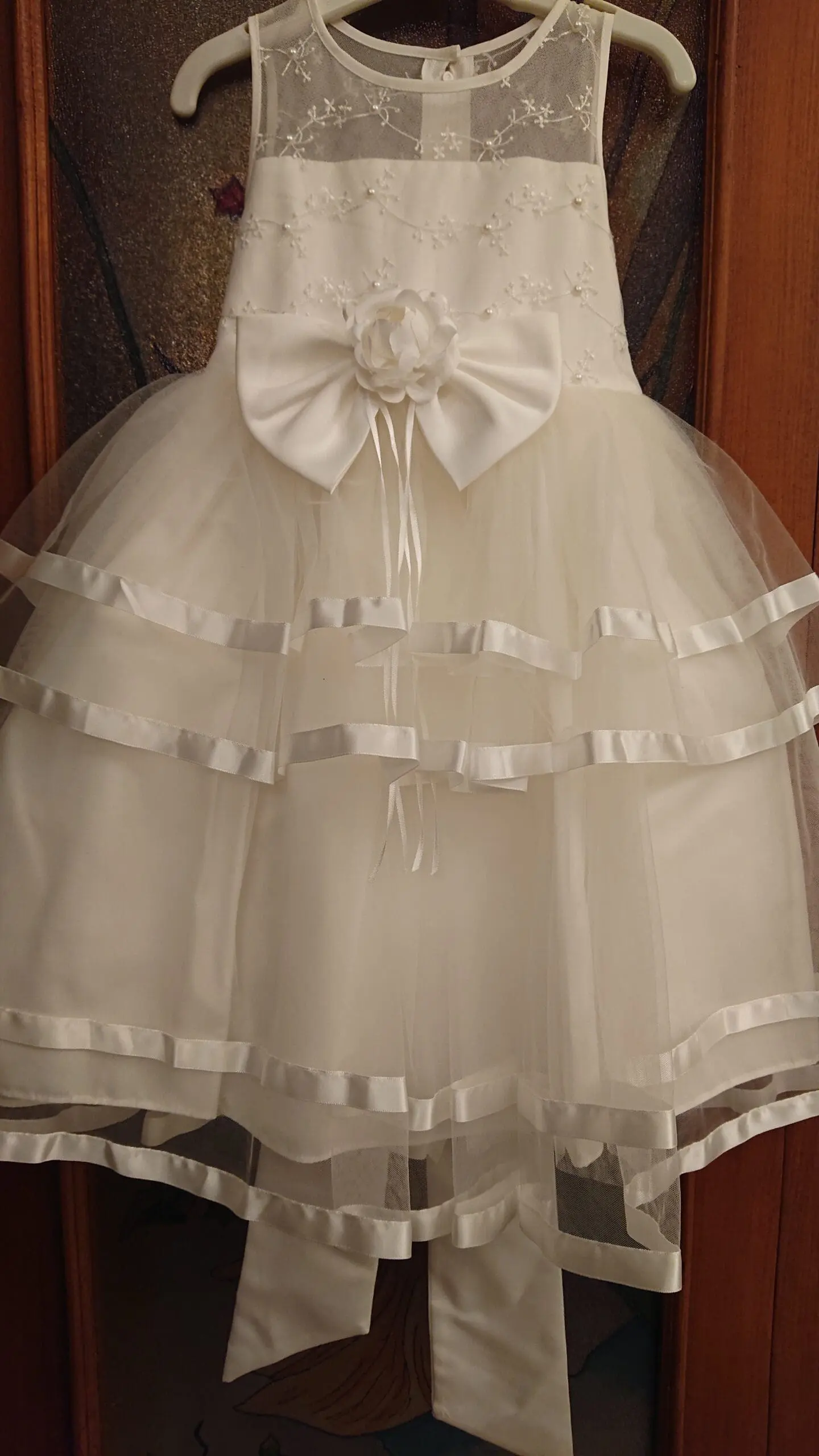 فستان ابيض بناتي جديد