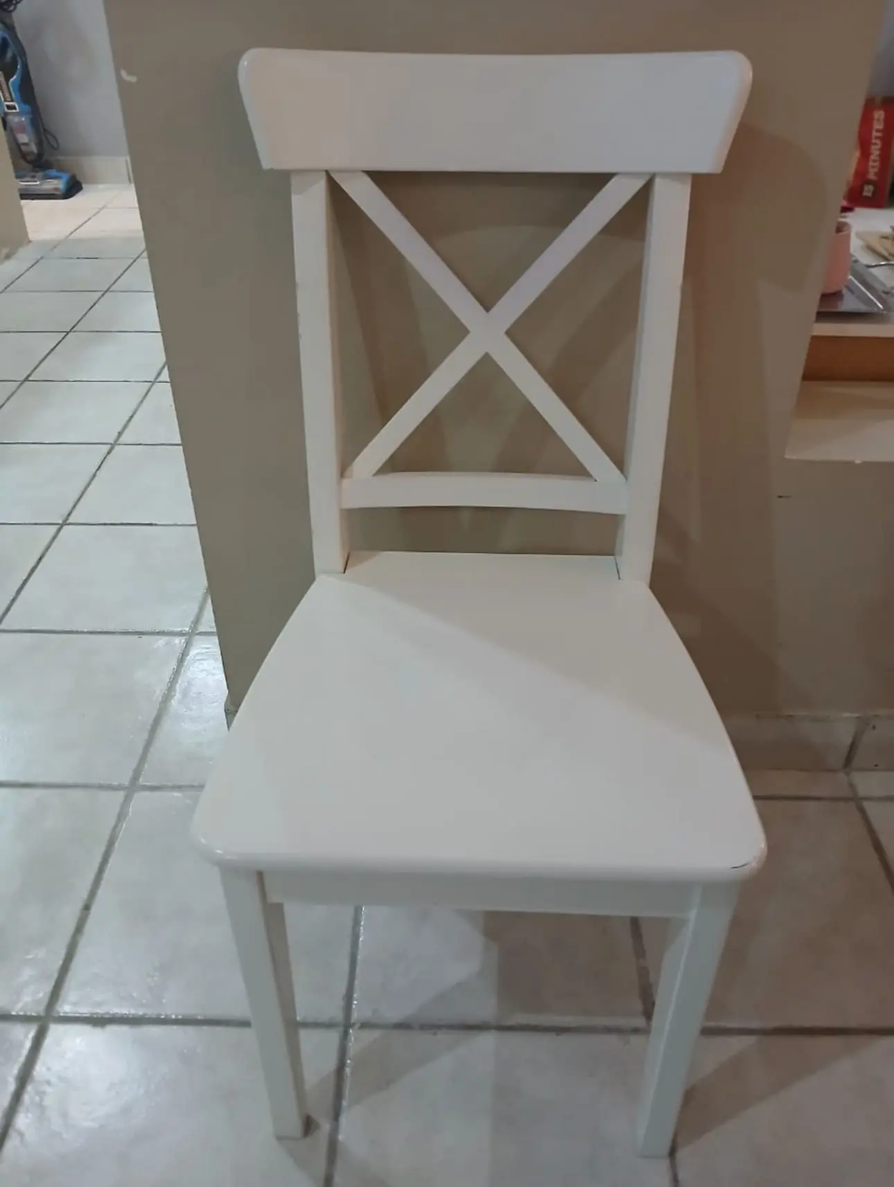 غرفة طعام ل ٦ اشخاص