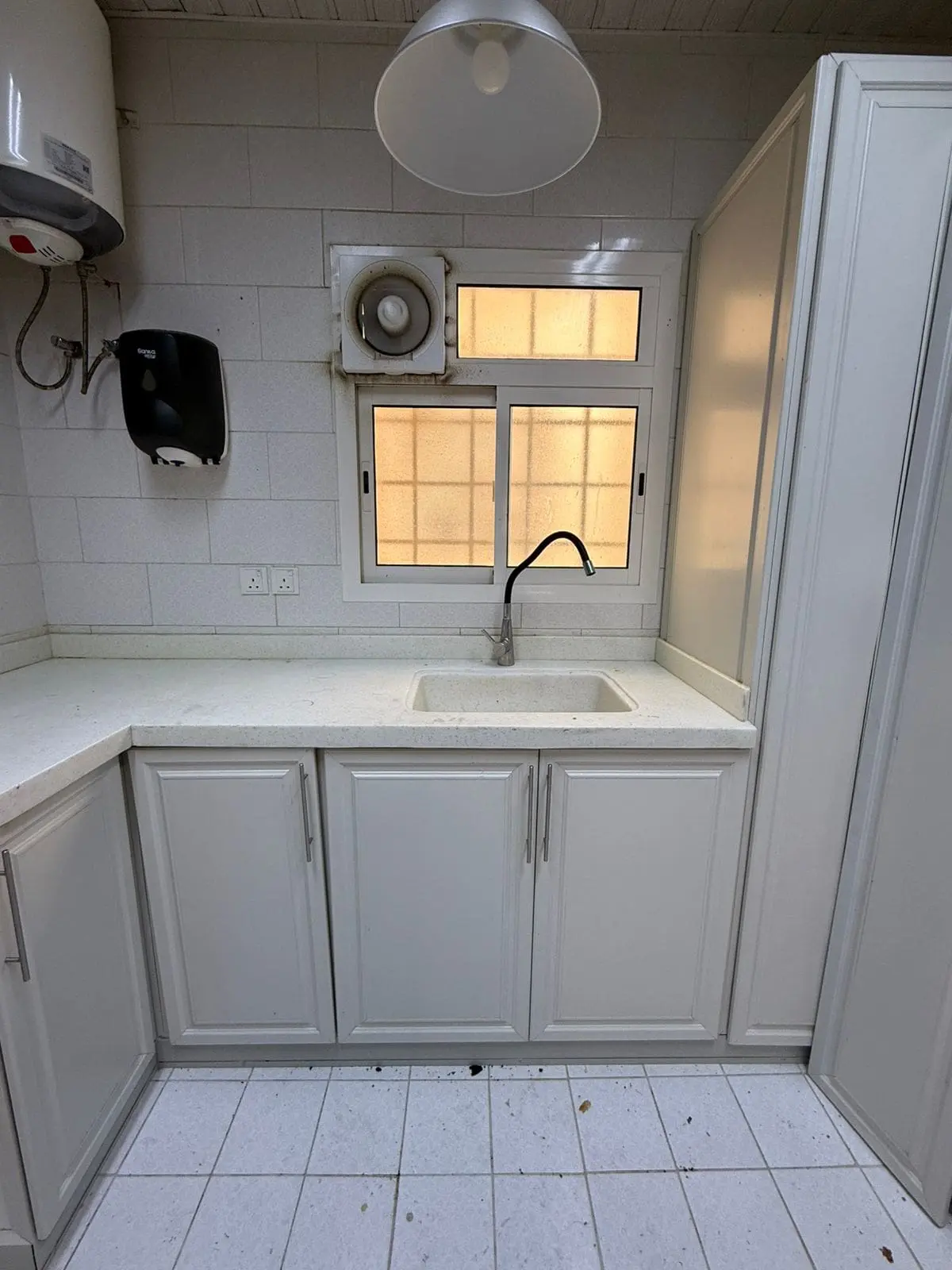 التخلص من العفش القديم شمال الرياض 0508857593