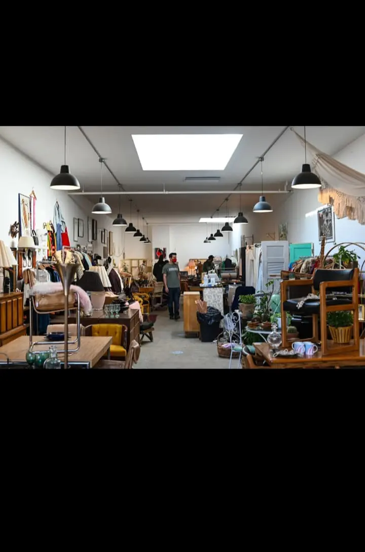 توصيل جمعية خيرية تاخذ تستقبل الاثاث المستعمل بالرياض 0542284584