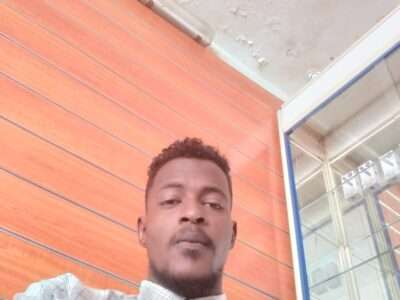 استاذ لغة انجليزية خاص