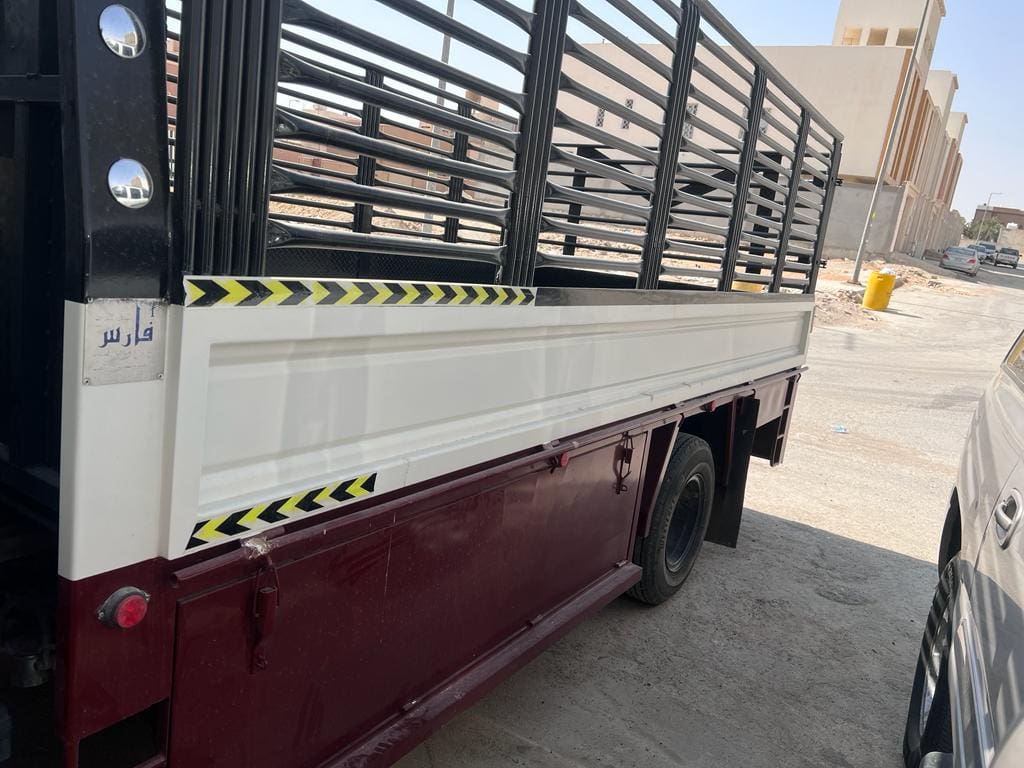 لوري نقل عفش بالرياض 0508857593