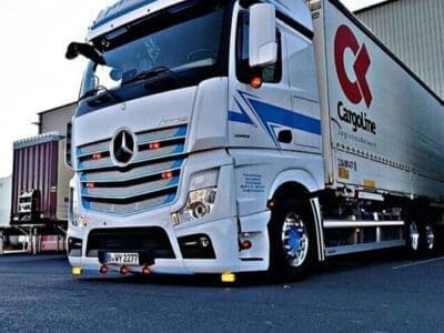 تريلا نقل عفش بالرياض 0508857593