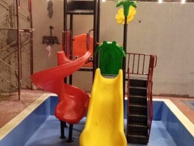 زحاليق مائيه العاب حدائق