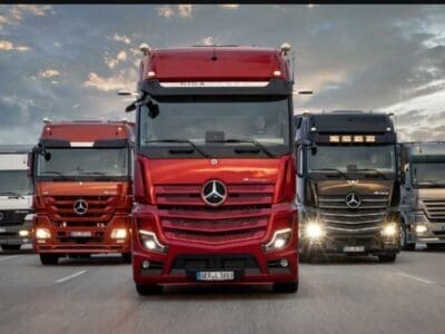 تريلا نقل عفش خارج الرياض 0558536273 صاحب جوانب سطحه بالرياض