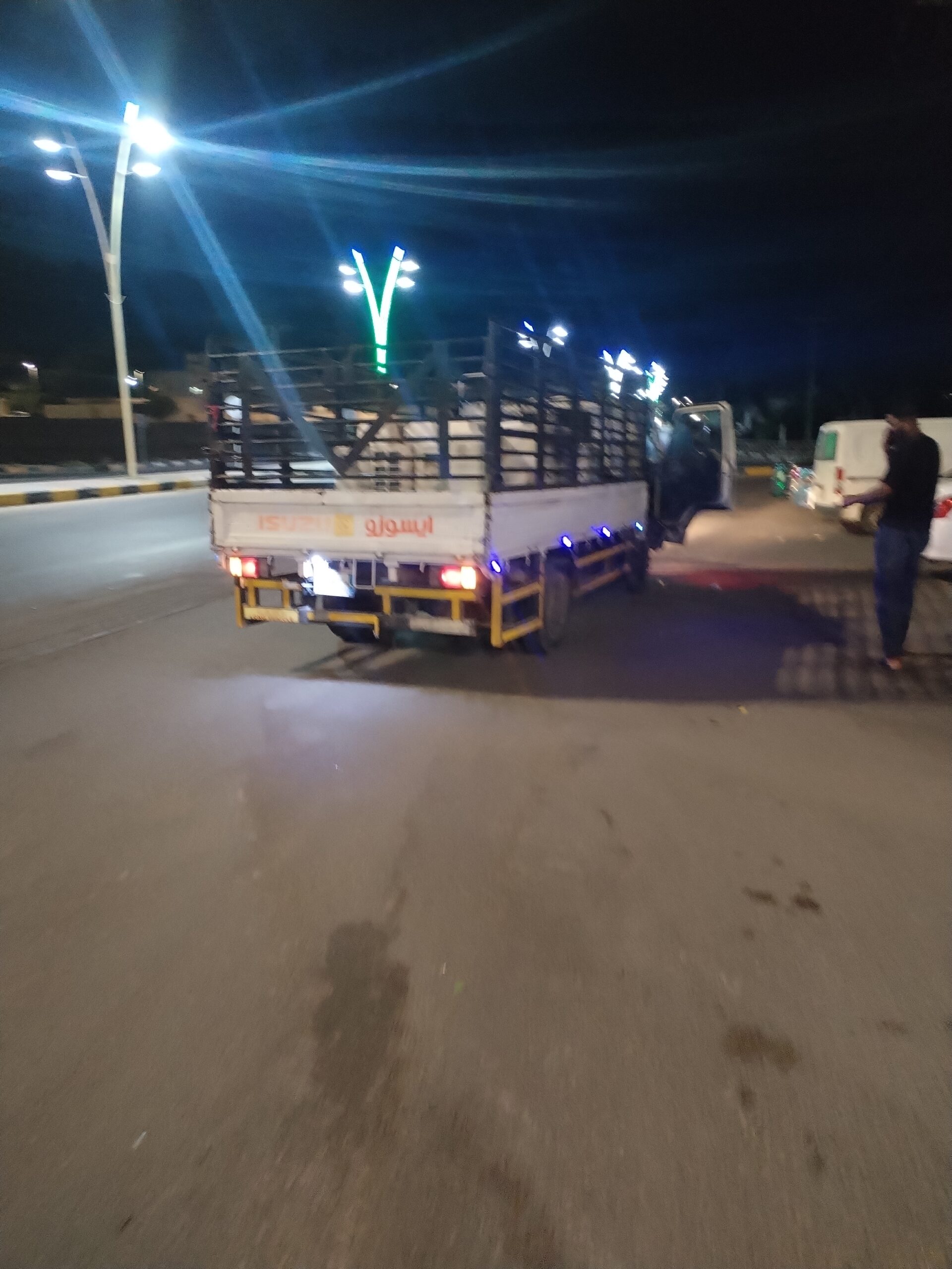 شراء اثاث مستعمل حي الحزم 0502870954