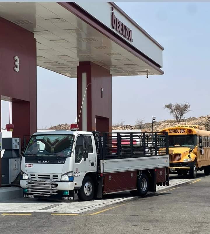 دينا طش اثاث قديم بالرياض 0507236883