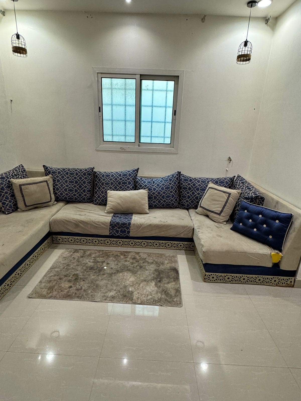 ارقام التخلص من اثاث قديم الرياض 0503559450