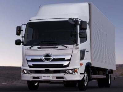 لي يشلون الاثاث القديم بالرياض طش 0503483036