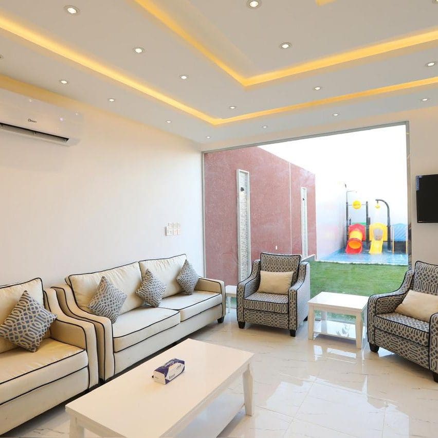 دينا نقل أثاث لي جمعية خيرية شمال الرياض 0503483036