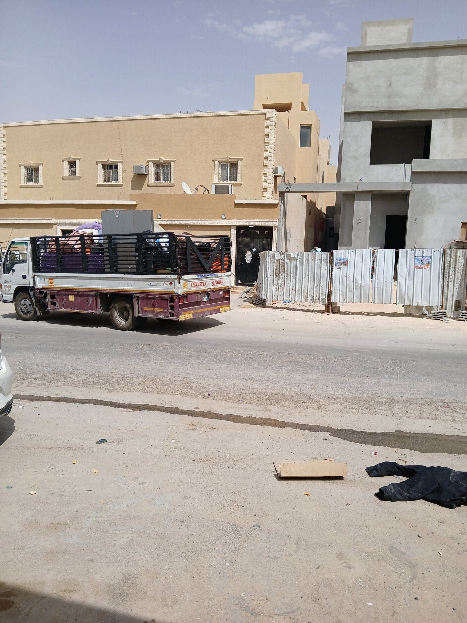 طش اثاث عفش قديم تالف شرق الرياض 0508857593