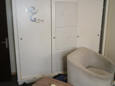 التخلص من جميع الأغراض القديمة 0508857593