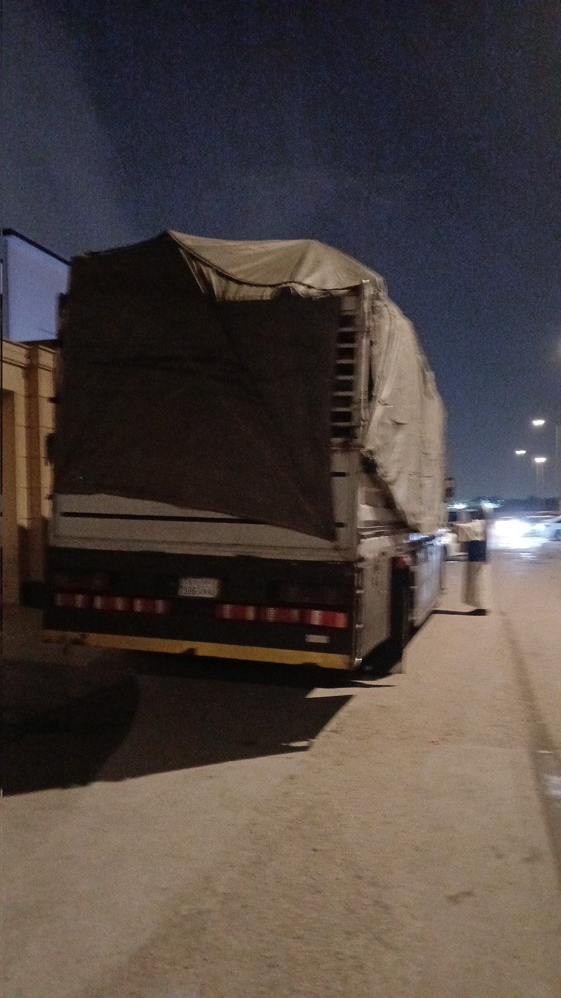 التخلص من جميع الأغراض القديمة 0508857593