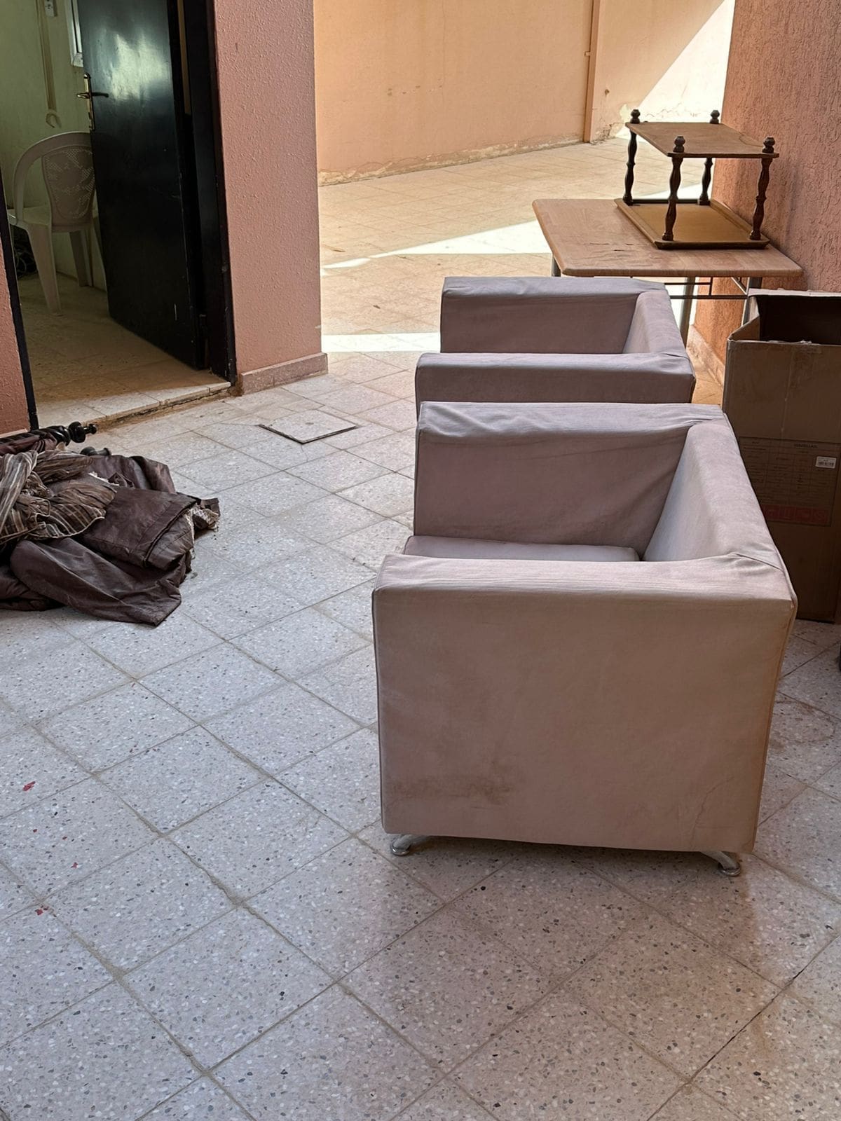 دينات اتخلص من الاثاث القديم بالرياض 0508857593