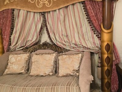 التخلص من الأثاث القديم بالرياض 0556408901