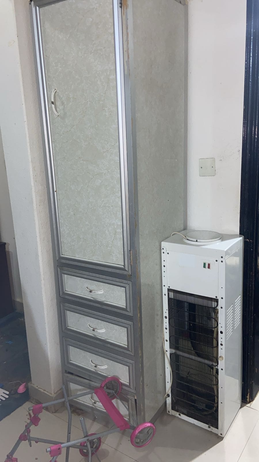طش الاثاث القديم بالرياض 0566100646
