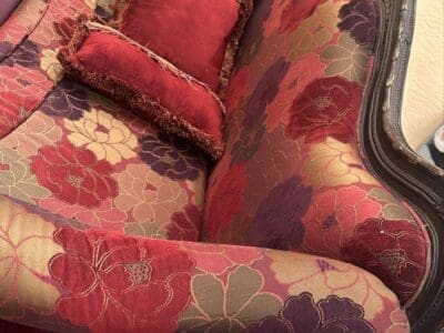 طش الاثاث العفش القديم بالرياض 0537422374