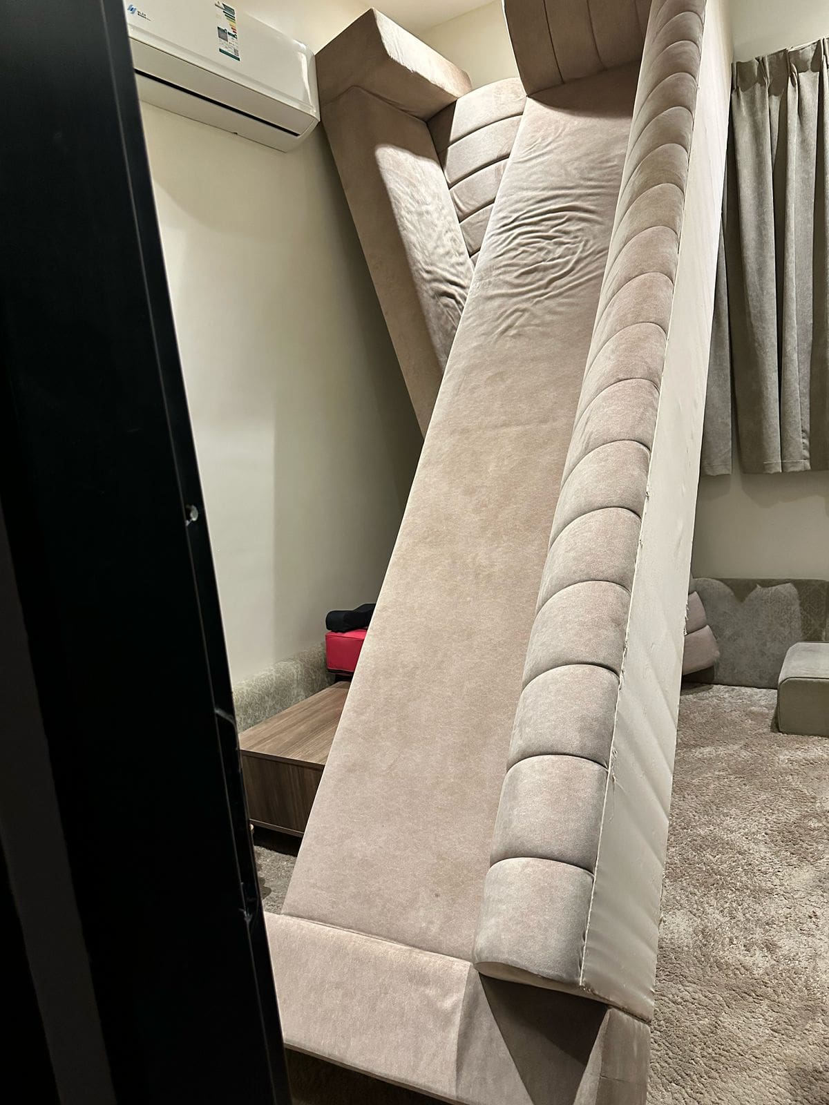 تبرع بالاثاث المستعمل بالرياض 0557764683 توصيل للجمعية الخيرية