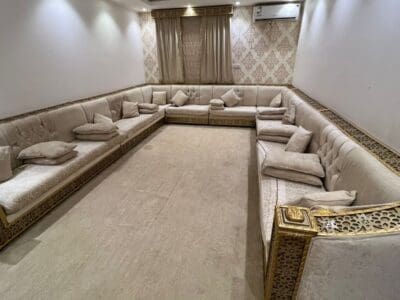 رمي عفش قديم اثاث تالف بالرياض 0َ558536273 الي يشيلون الاثاث التالف