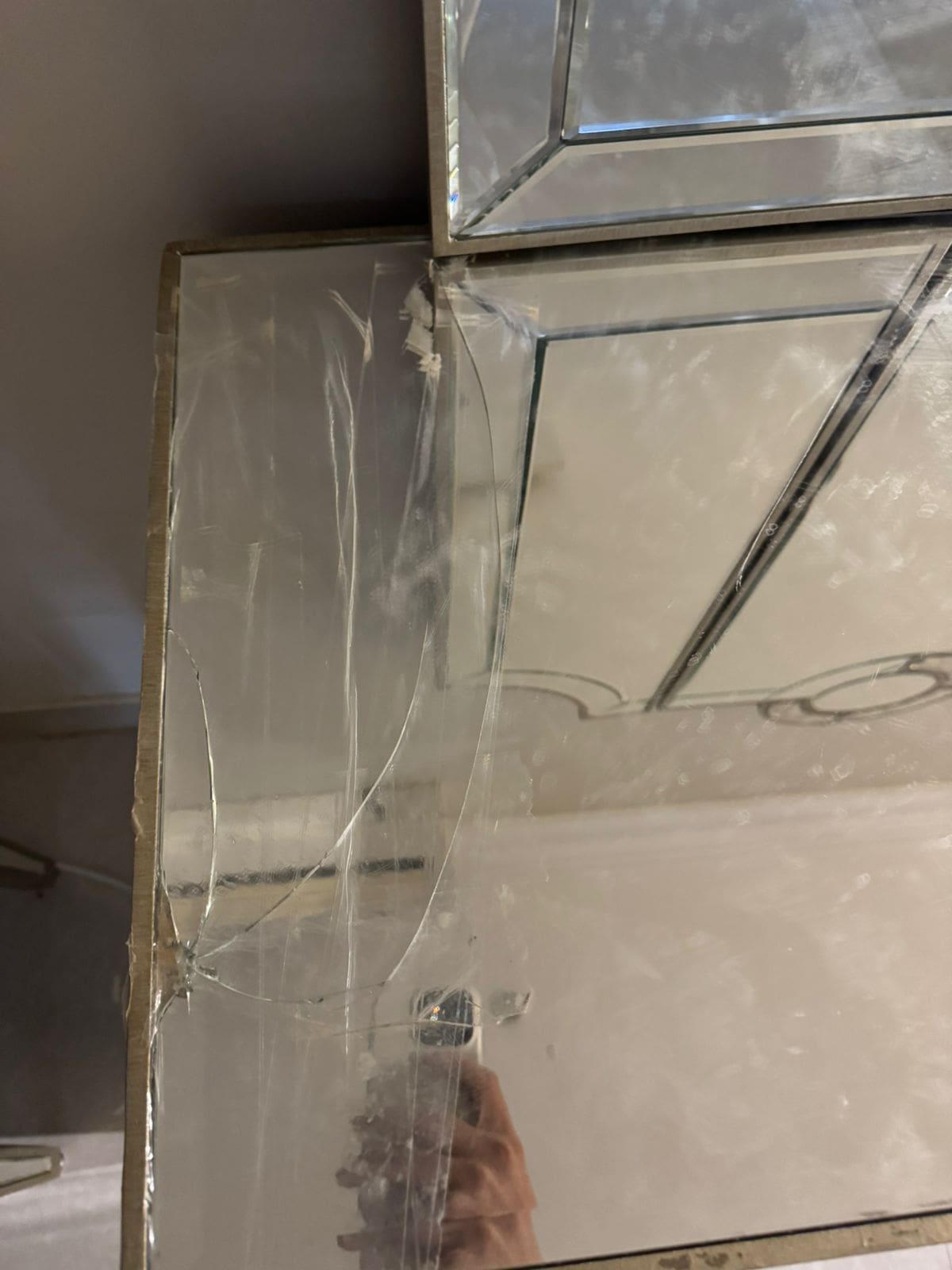 التخلص من الاثاث القديم شمال الرياض 0557764683