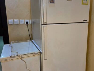 شراء شاشات مستعمله حي الياسمين 0559803796