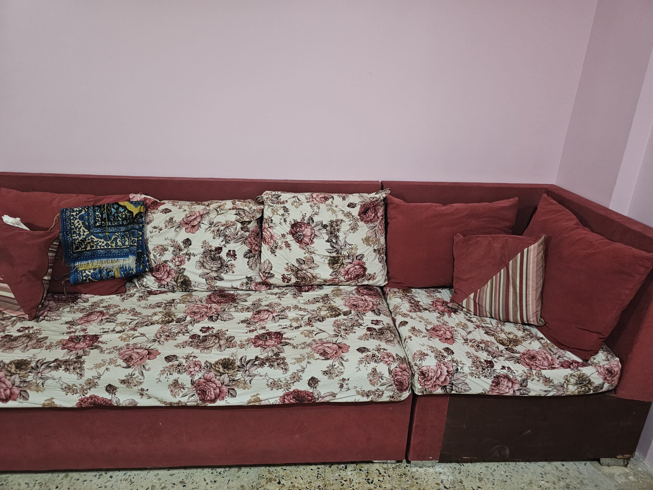 التخلص من الاثاث القديم بالرياض 0533162272//