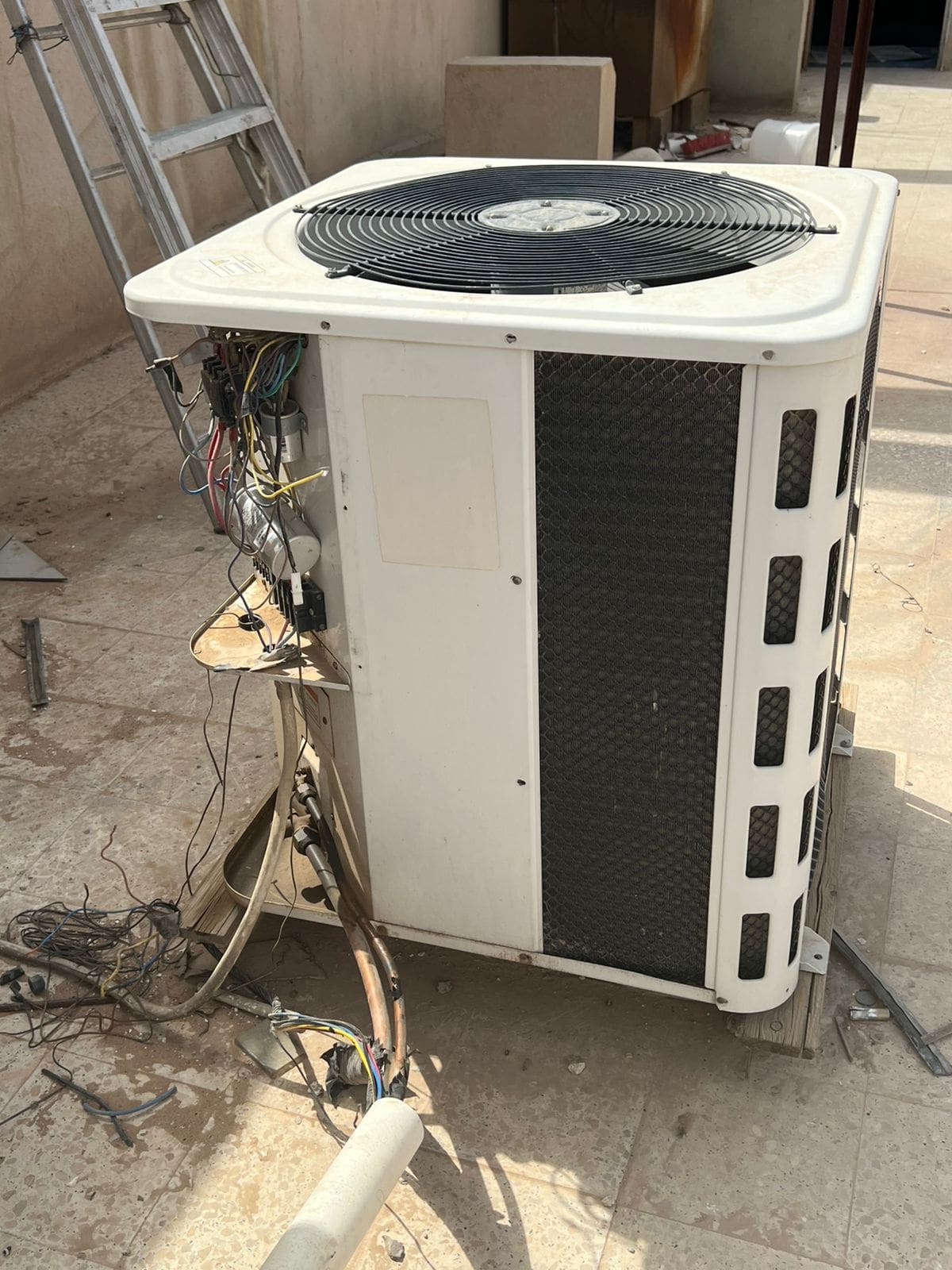 شراء مكيفات سكراب حي الملقا 0559803796
