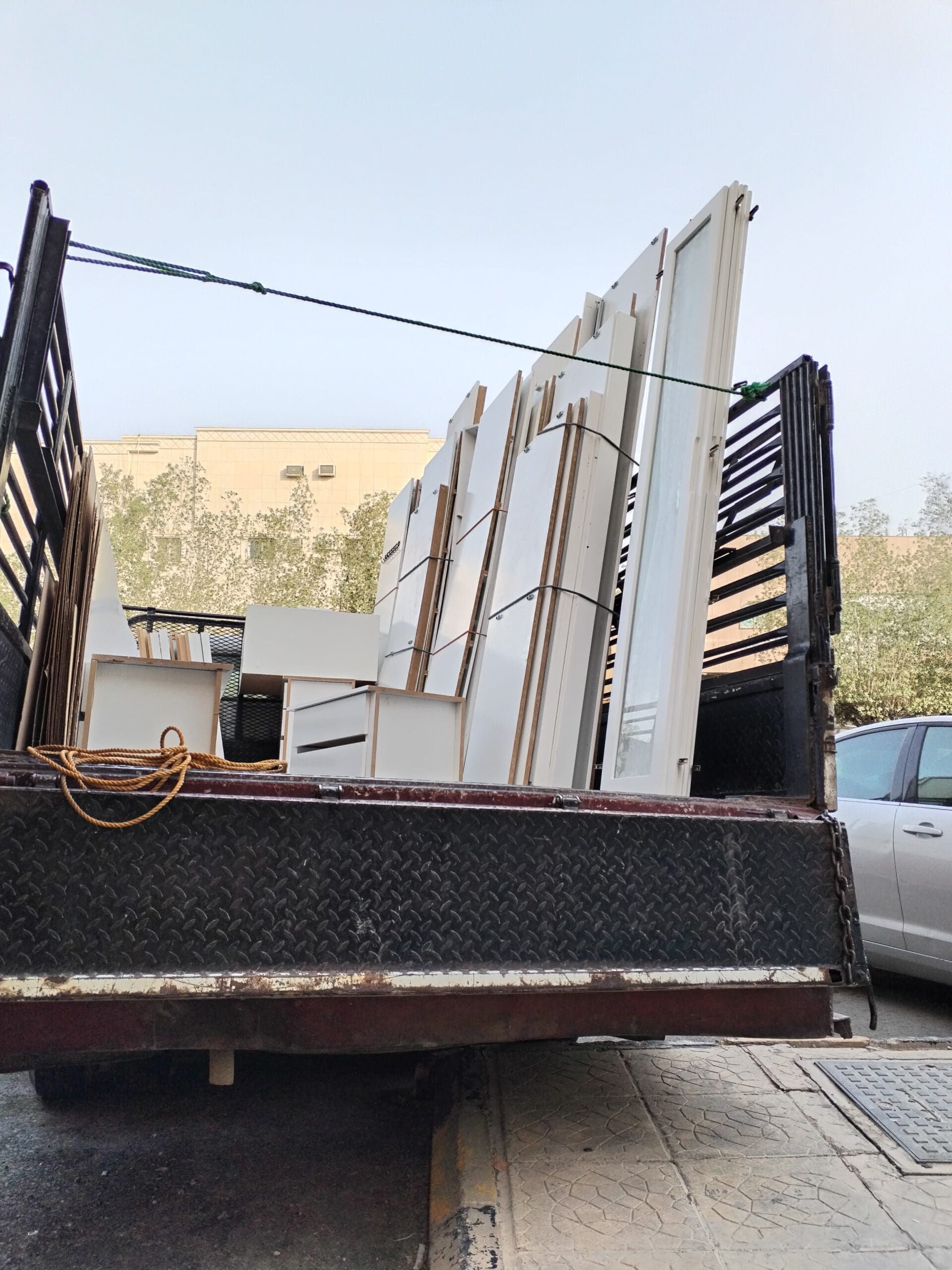 دينا نقل عفش حي عكاظ 0502870954