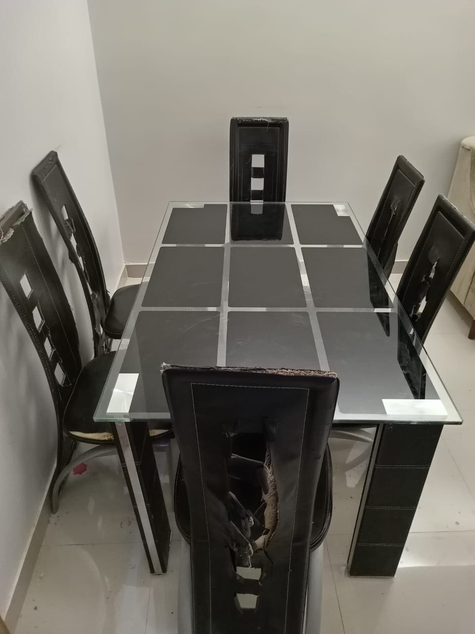 نقل عفش حي إشبيلية 0559803796