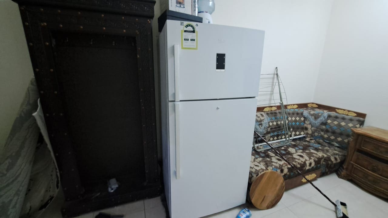 دينا نقل عفش حي السويدي 0559803796