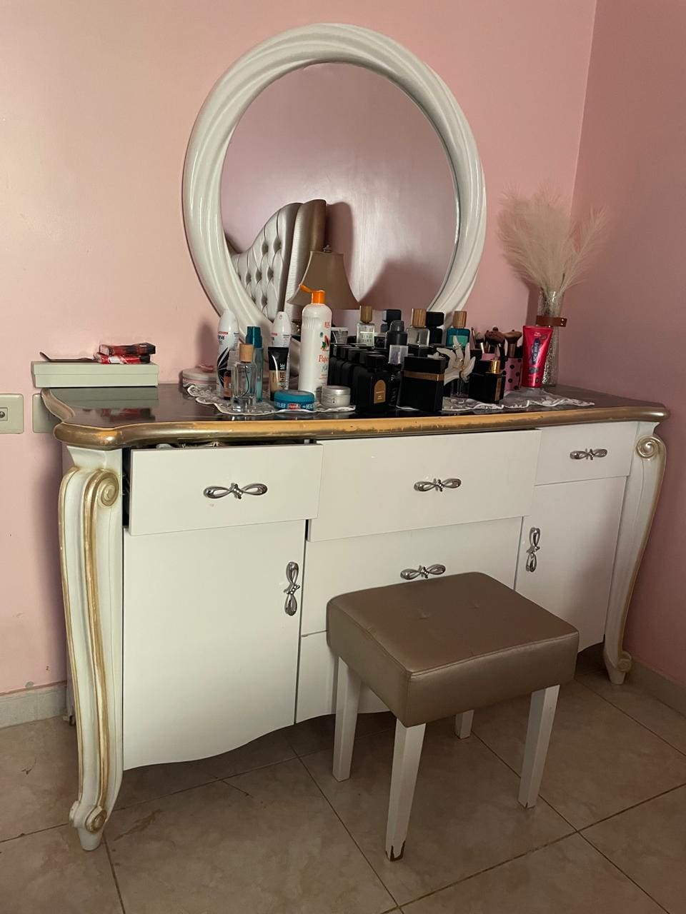 محل شراء اثاث مستعمل حي عكاظ 0559803796
