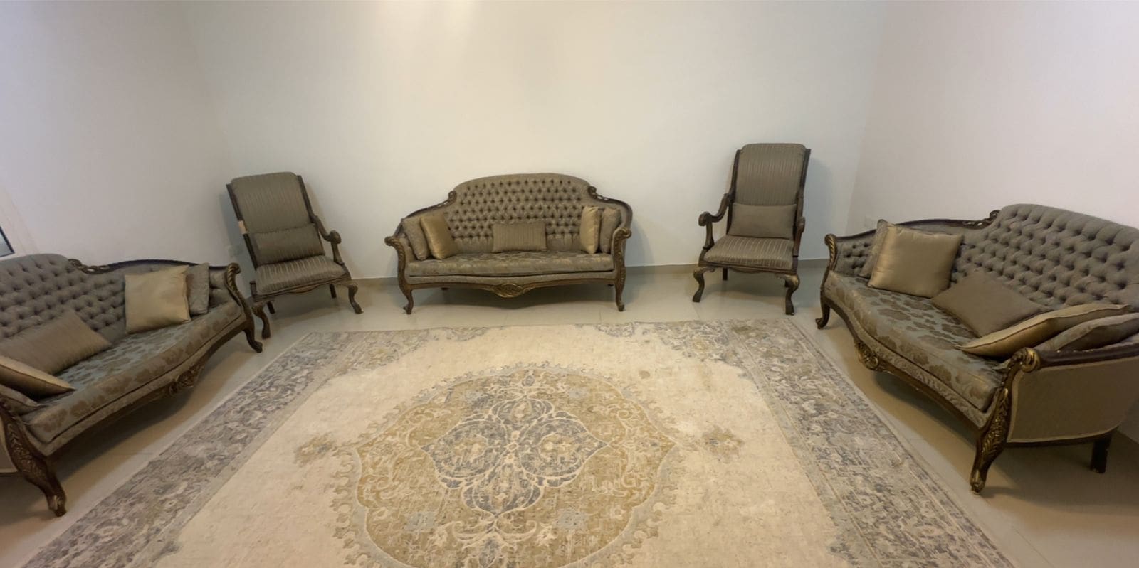محل شراء غرف نوم مستعمله حي الملك فهد 0559803796