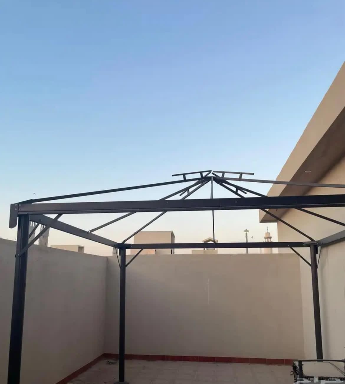 دينا تشيل الاثاث القديم بالرياض 0506439664