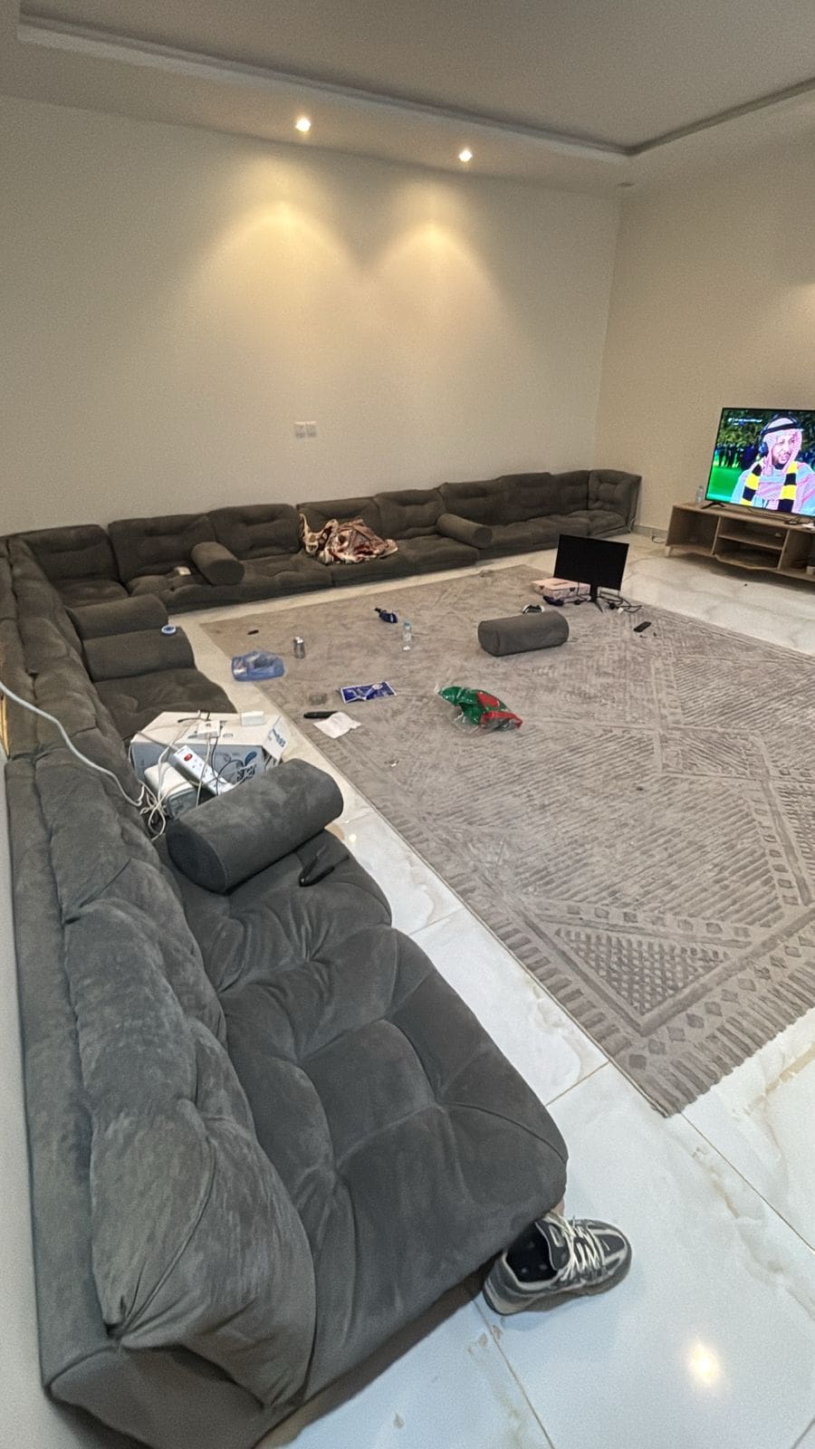 التخلص من الاثاث القديم بالرياض 0533162272 طش رمي تخلص