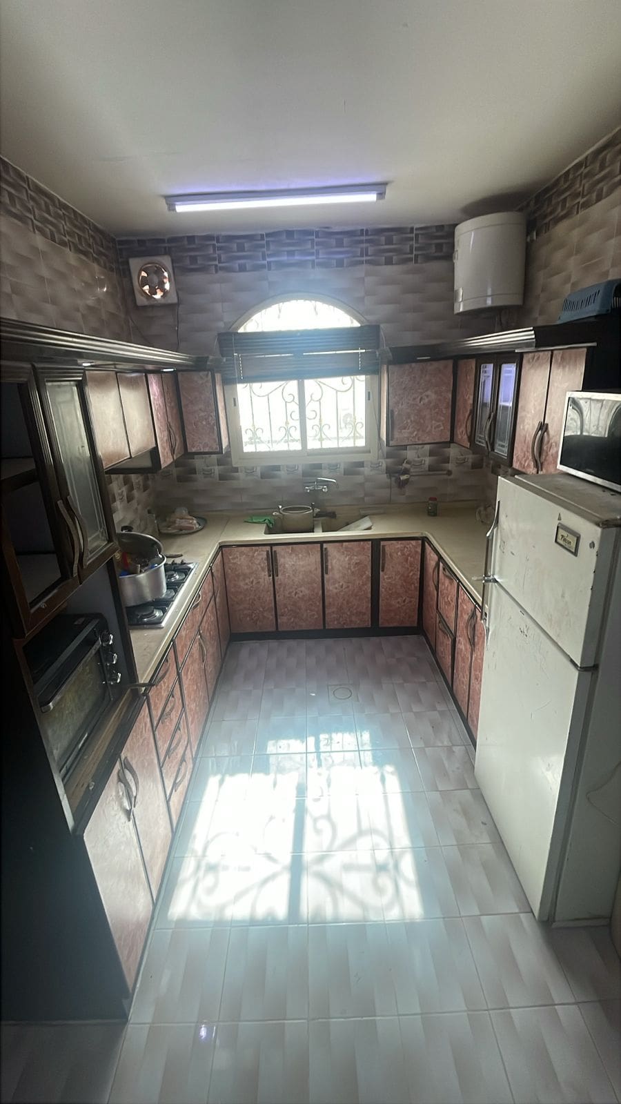 شراء مكيفات ومطابخ مستعملة بالرياض 0538450092