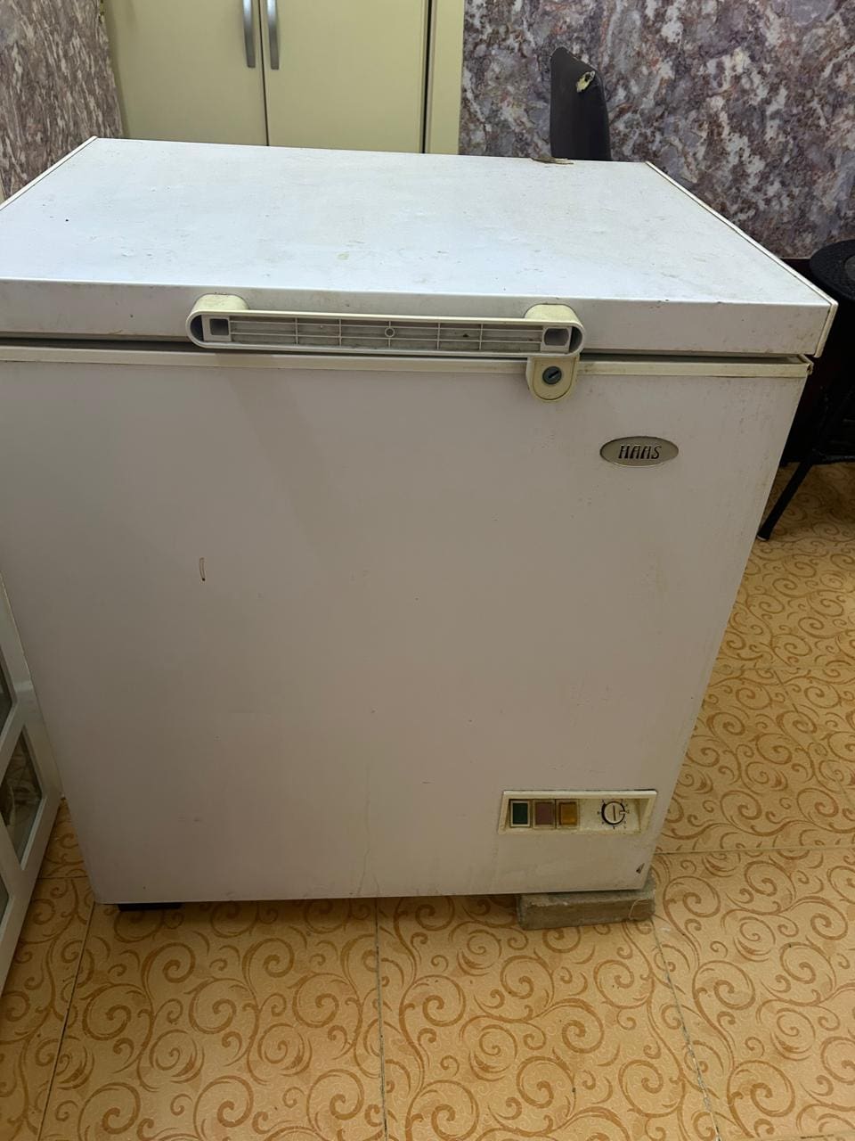 دينا تتخلص من الاثاث القديم بالرياض 0534375367