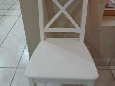 غرفة طعام ل ٦ اشخاص