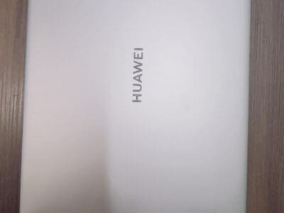 هواوي ميت بوك
