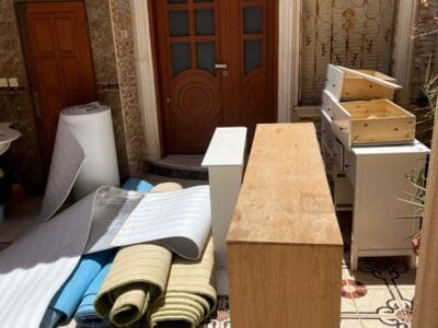 حقين اتخلص من اثاث عفش قديم تالف خربان بالرياض 0503559450