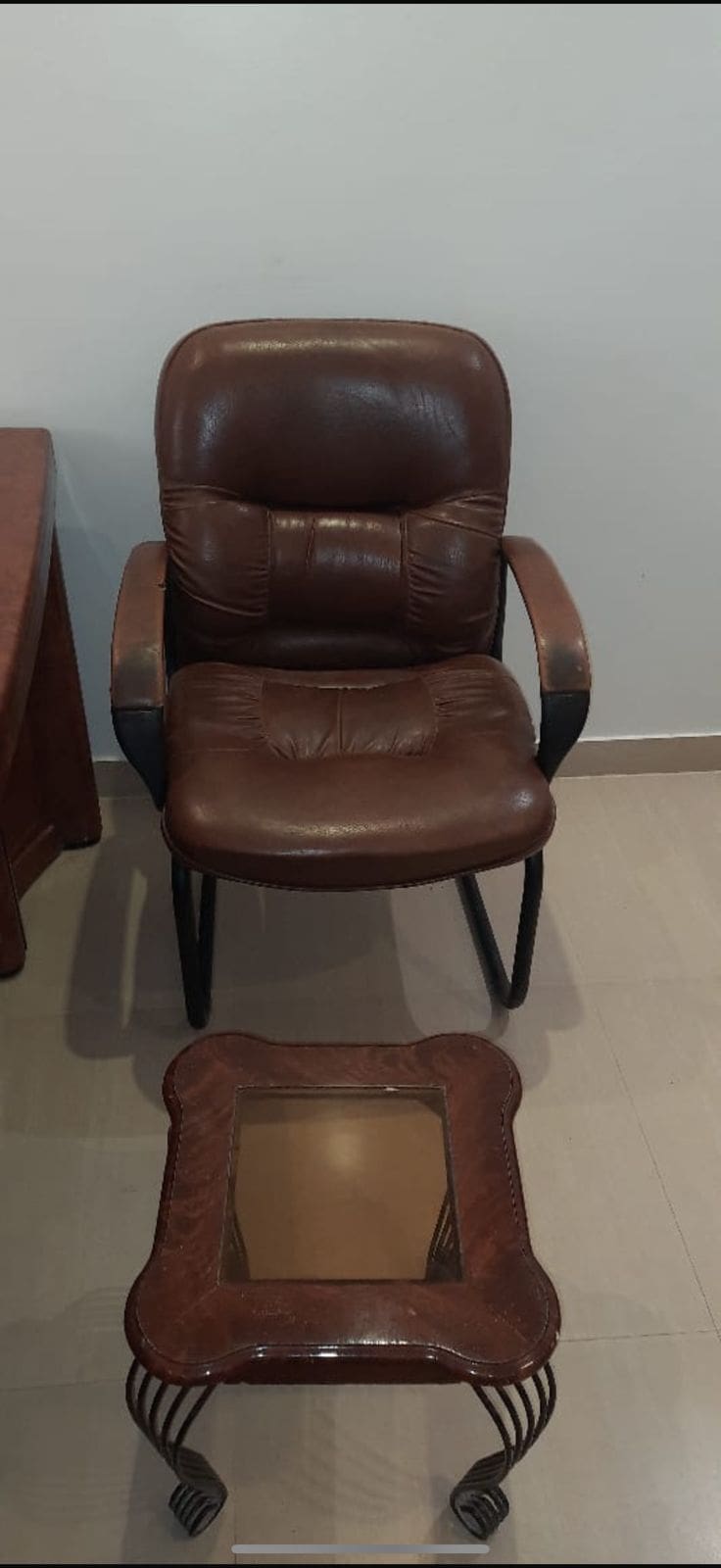 توصيل اثاث الى جمعية خيرية بالرياض 0508857593