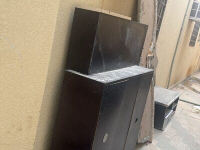 دينا طش الاثاث القديم بالرياض 0559656725