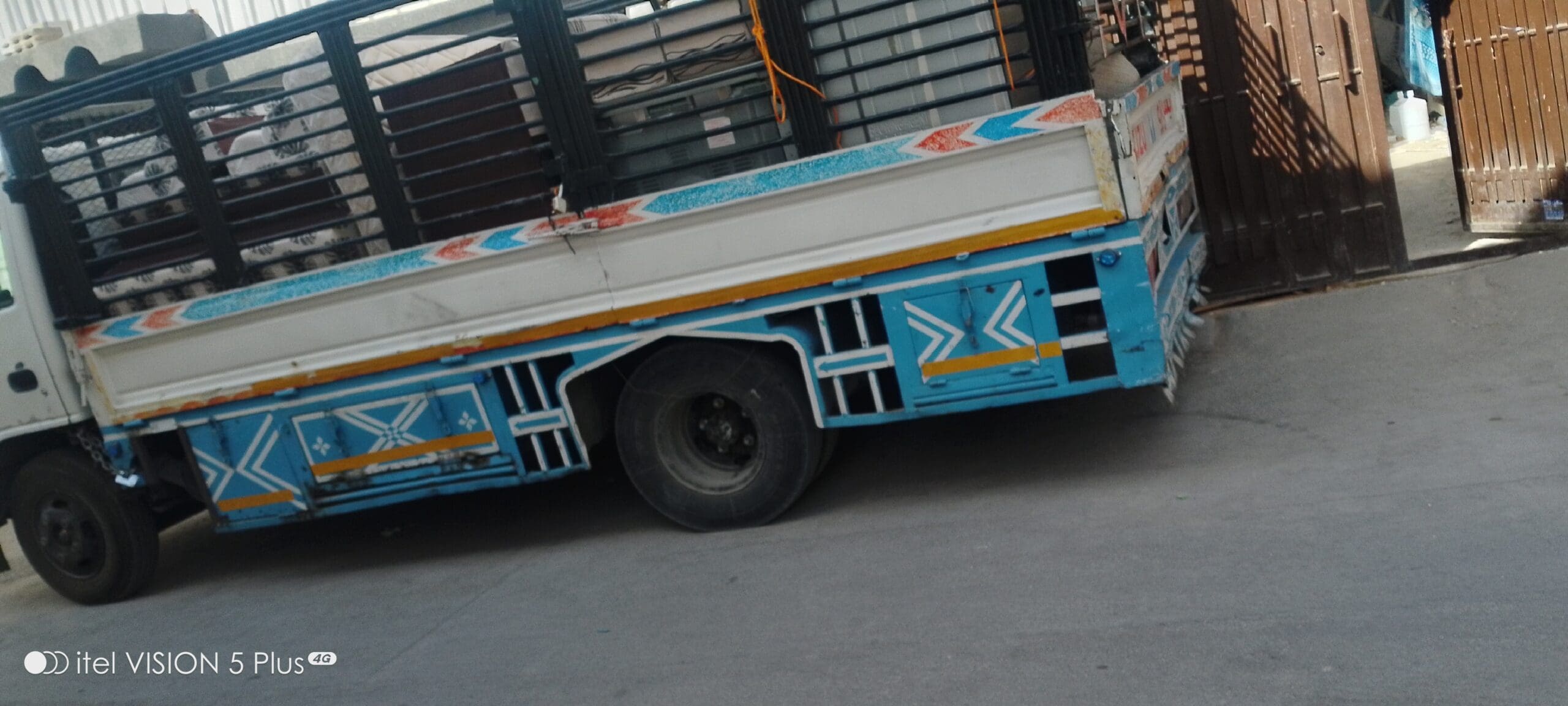 نقل عفش داخل الرياض وخارج الرياض 0538925935