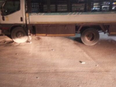 لوري نقل اثاث بالرياض 0534375367