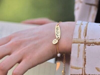 اسواره وخاتم بالاسم مع قلب💛 ولؤلؤة ذهبية