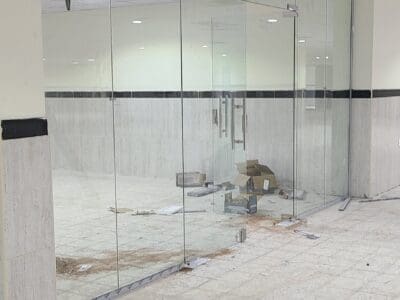 زجاج سكوريت محلات