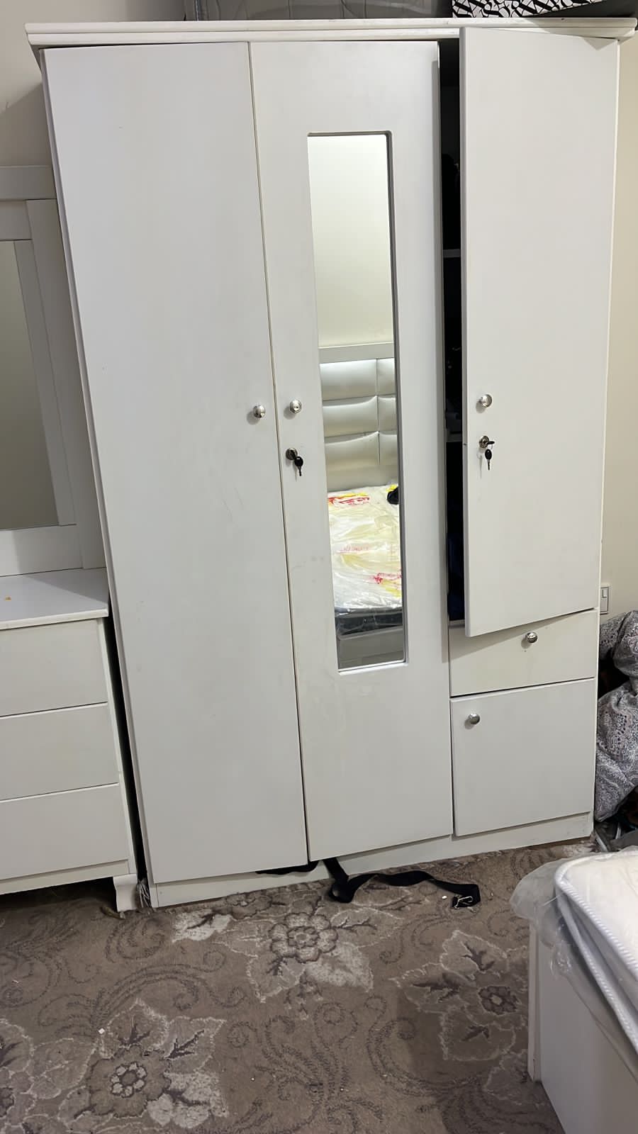 دينات تنقل اثاث للجمعيات الخيريه بالرياض 0540433026