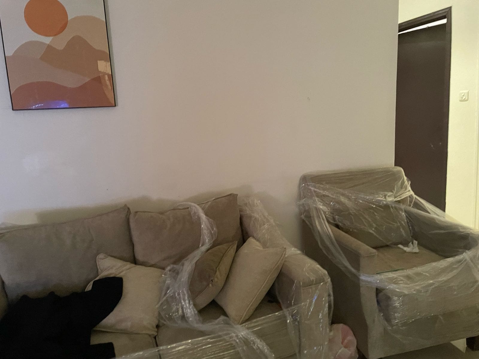 دينا تنقل اثاث عفش مكيفات للجميعه الخيريه بالرياض 0540433026